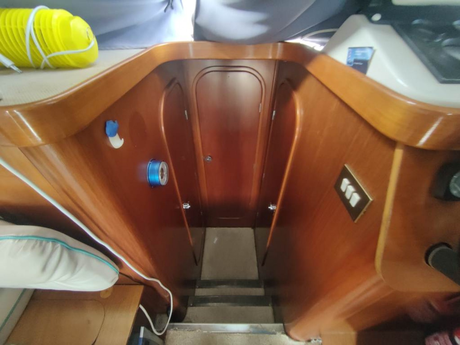 slider 44 Beneteau Antares 905 Fly